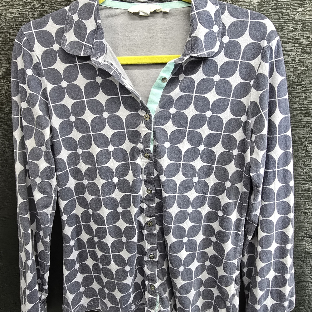 Boden Geometric Blue and White Button Down Shirt